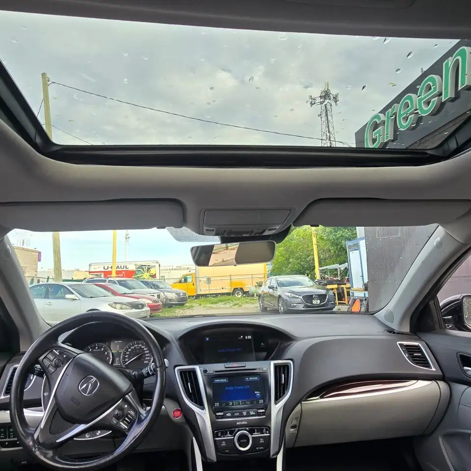 Acura TLX снимка Acura TLX