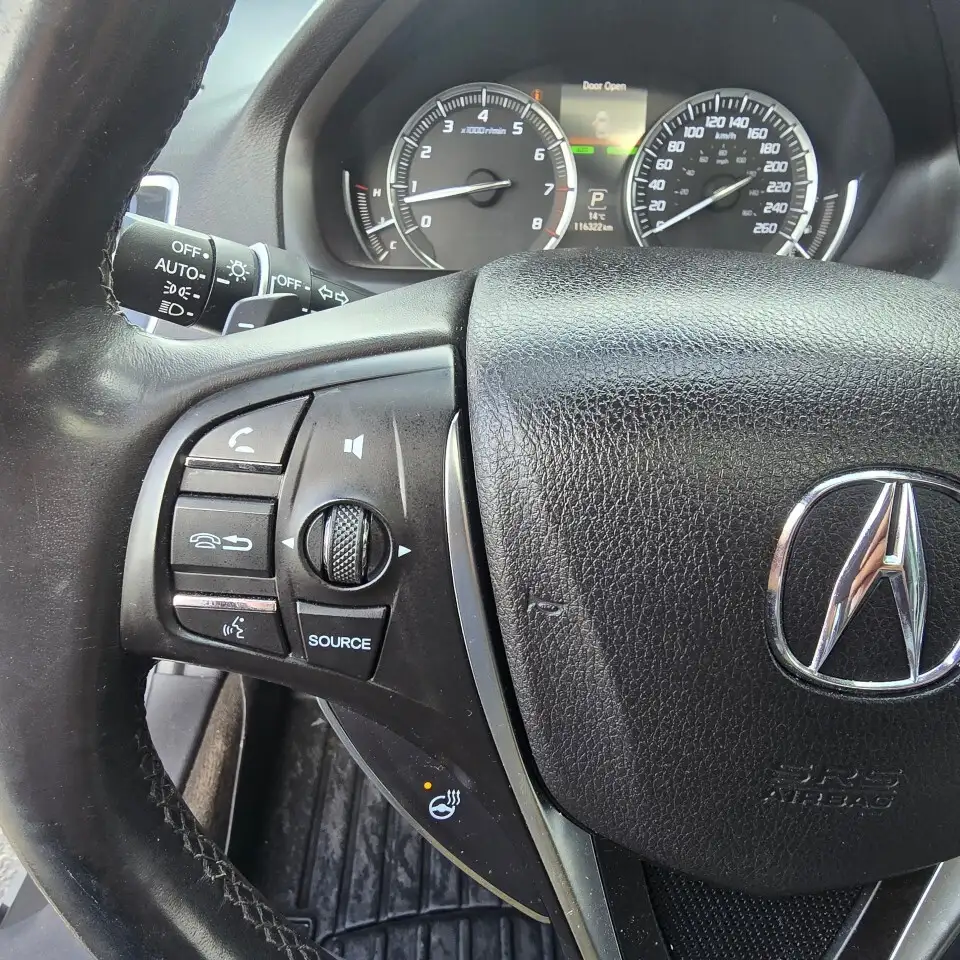 Acura TLX снимка Acura TLX
