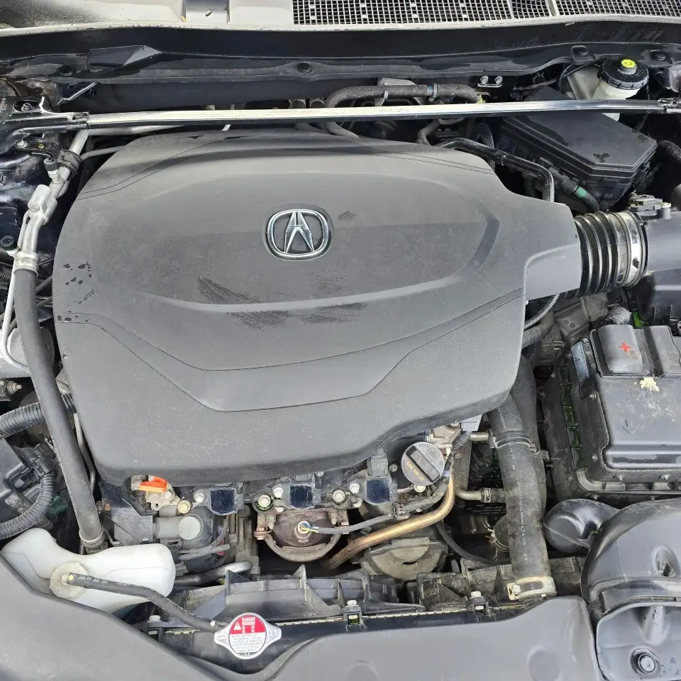 Acura TLX снимка Acura TLX