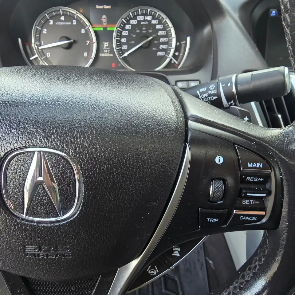 Acura TLX снимка Acura TLX
