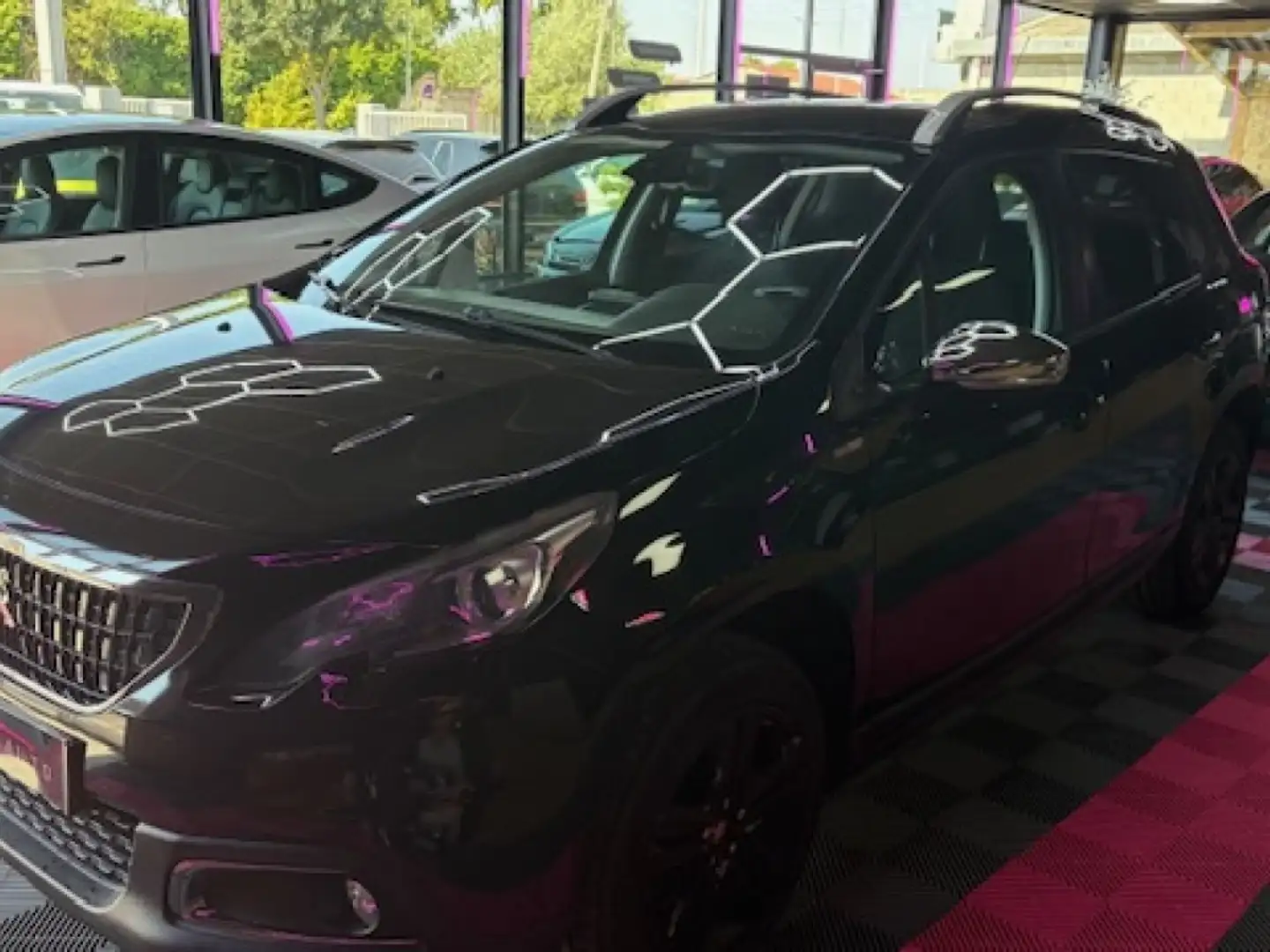 Peugeot 2008 Active 82 ch - Bluetooth - Régulateur / Limiteur de vitesse - Clim auto - Radar AV/AR Noir - 2