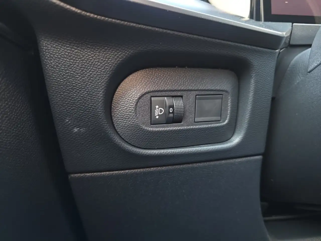 Opel Mokka GS 1,2 Hybrid LED/Kamera/Winterp/Klimaaut., миниатюра 22