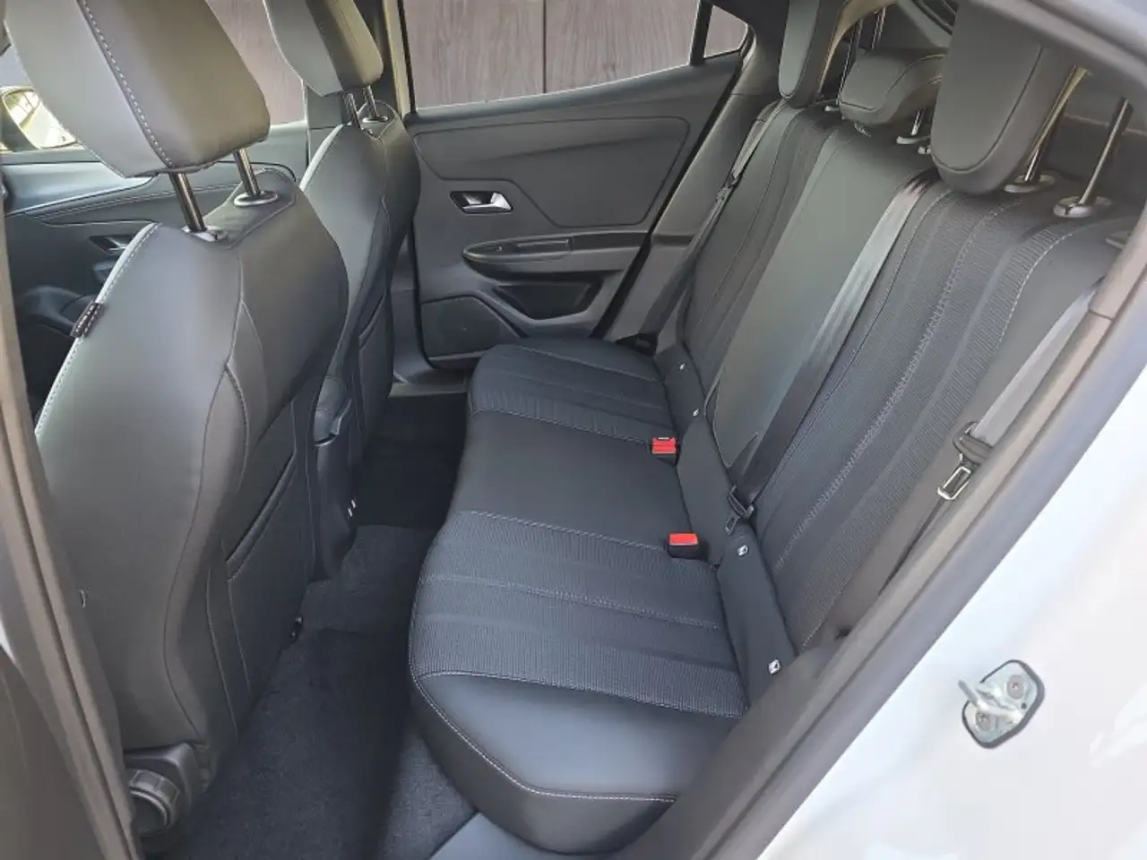 Opel Mokka GS 1,2 Hybrid LED/Kamera/Winterp/Klimaaut., миниатюра 15