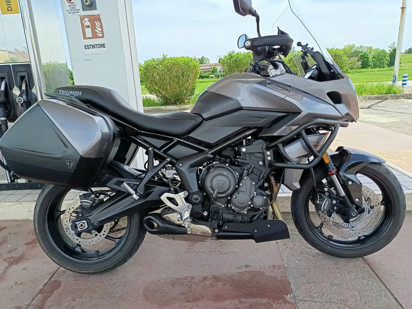Triumph Tiger Sport 660 Szary - 1