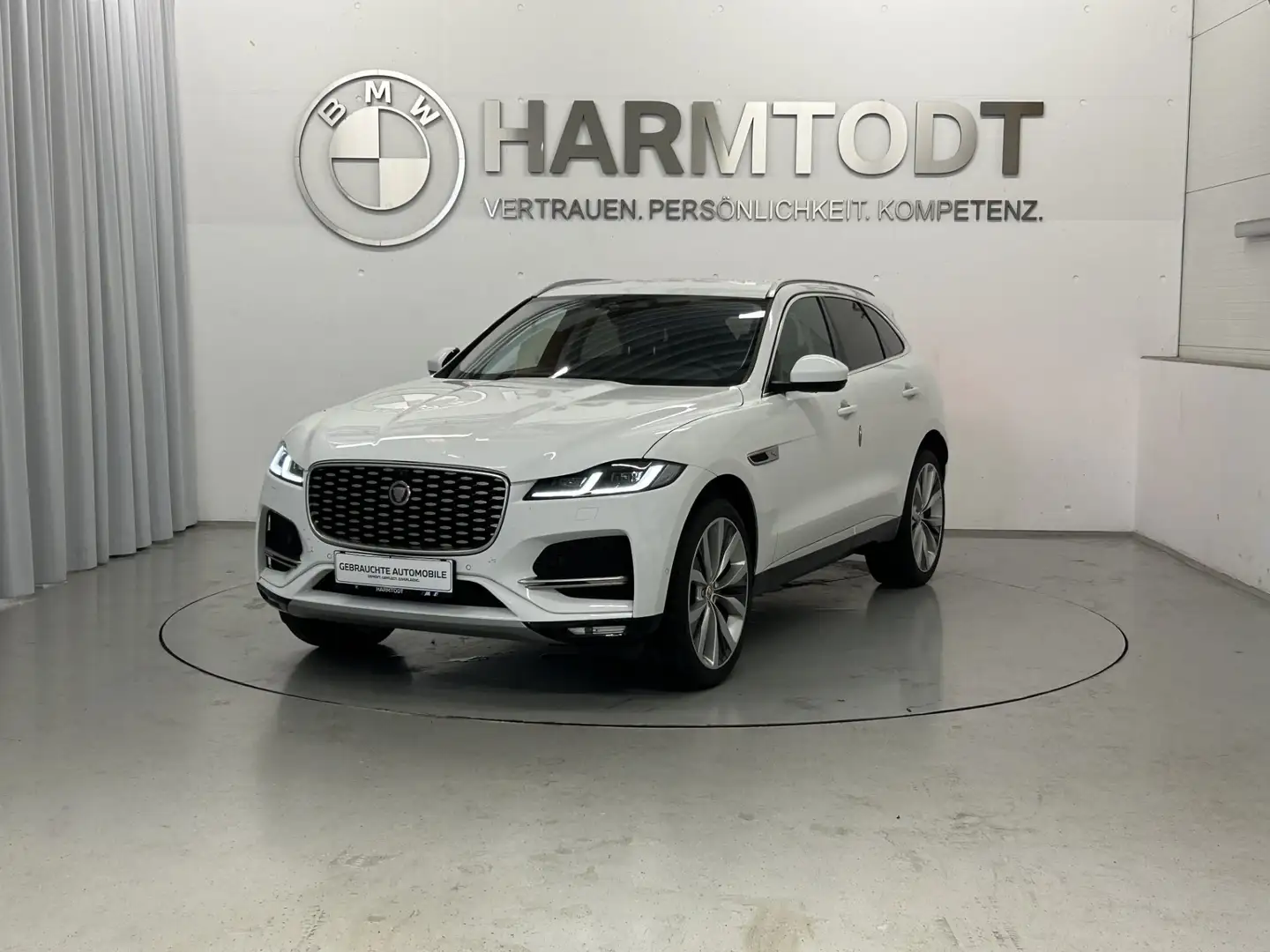 Jaguar F-Pace SE D200 AWD Weiß - 2