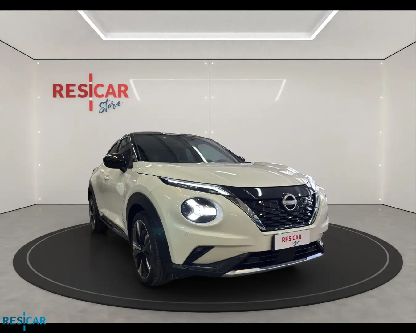 Nissan Juke 1.0 DIG-T N-Connecta White - 1