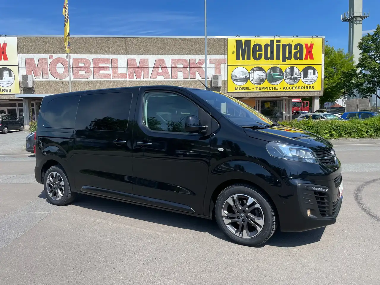 Opel Zafira Life 2.0 CDTi M (L2) Automatik (AHK*8xSITZER*PANODACH) 3