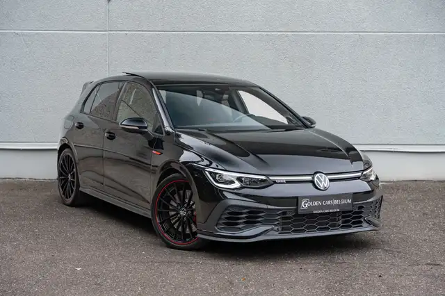 Volkswagen Golf view 2