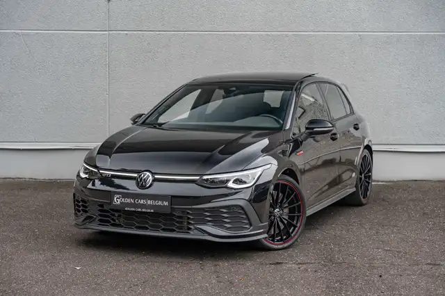 Volkswagen Golf view 4