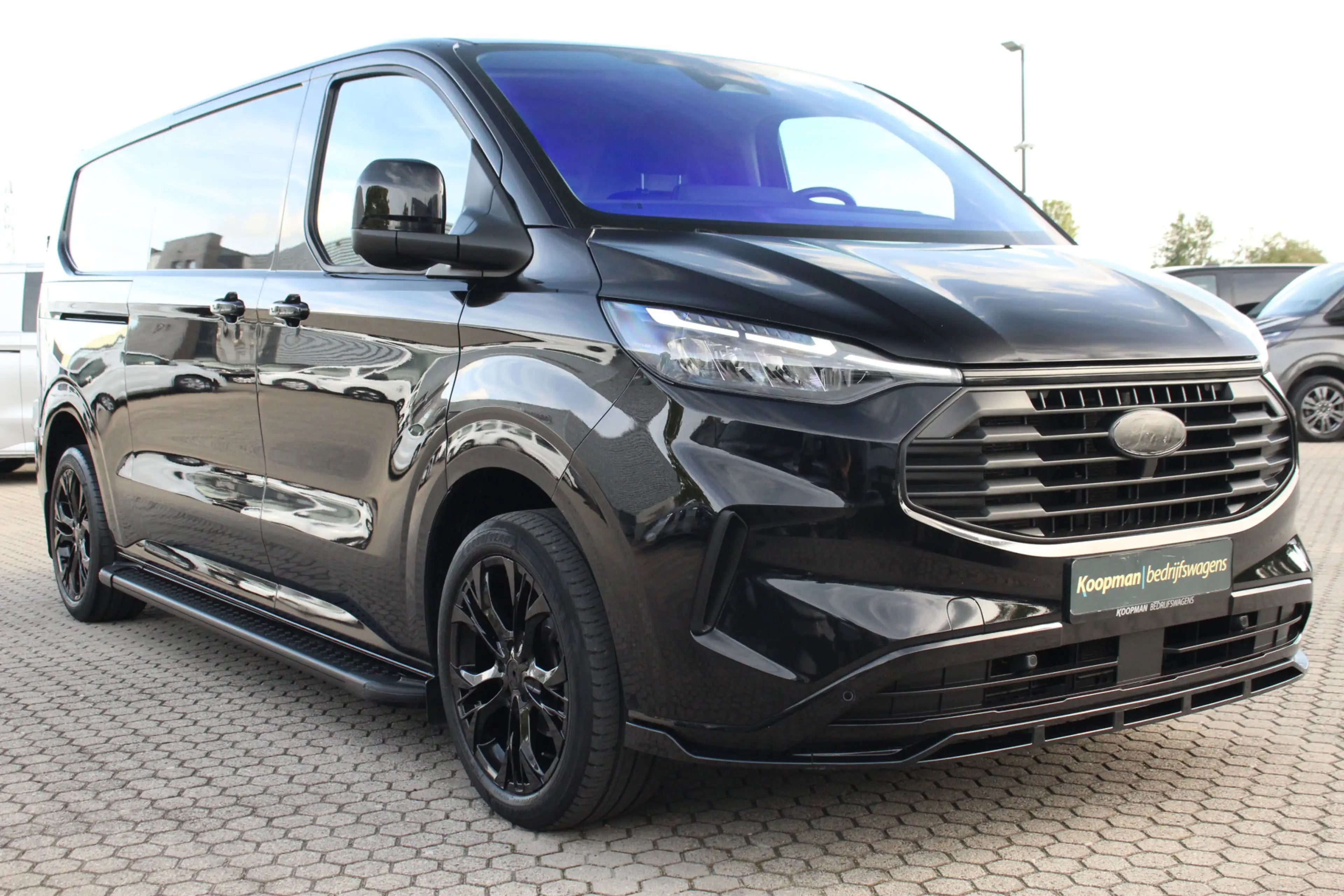 Ford Transit Custom 320 2.0TDCI 170pk L2H1 Limited | Automaat | L+R Zi — photo 4