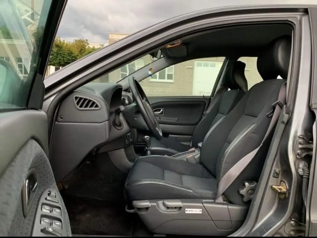 Volvo V40 1.6, foto 3