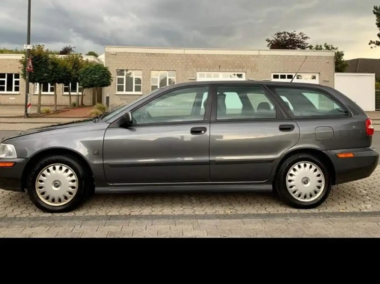 Volvo V40 1.6, foto 6