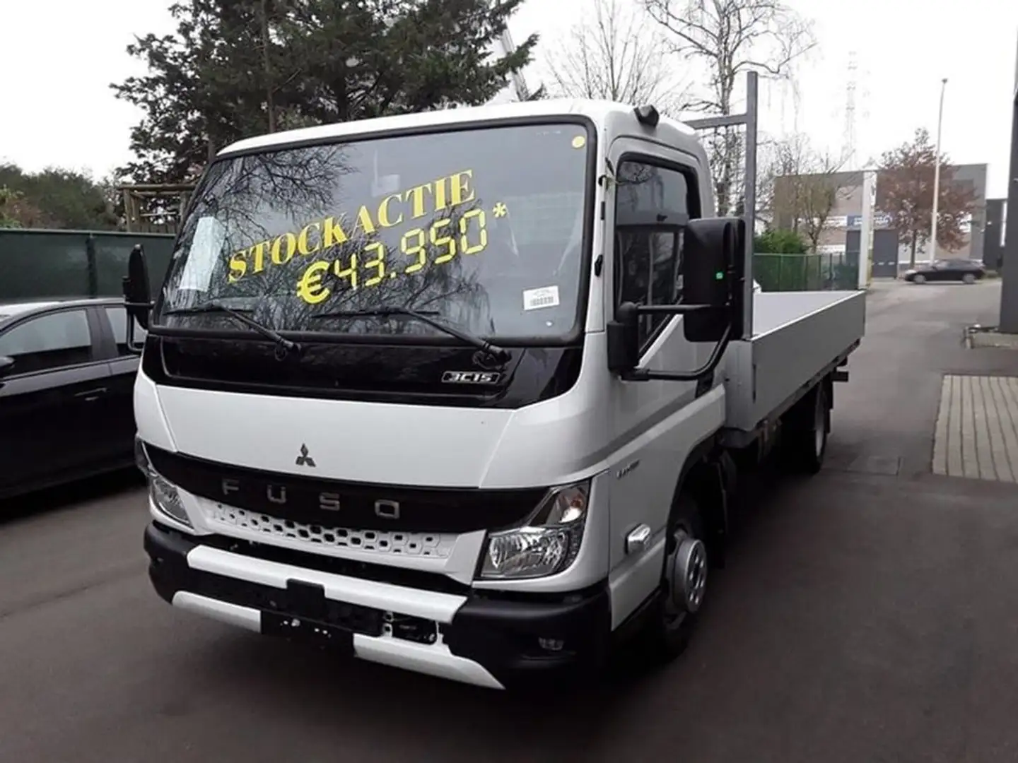 Mitsubishi Canter FUSO CANTER 3C15 - 150 PK - PICK-UP Weiß - 1
