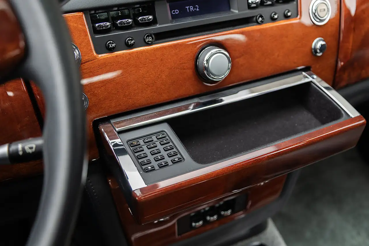 Rolls-Royce Phantom photo Rolls-Royce Phantom