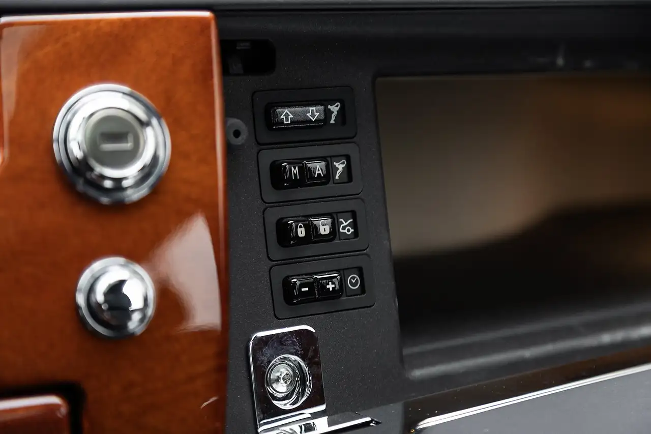 Rolls-Royce Phantom photo Rolls-Royce Phantom