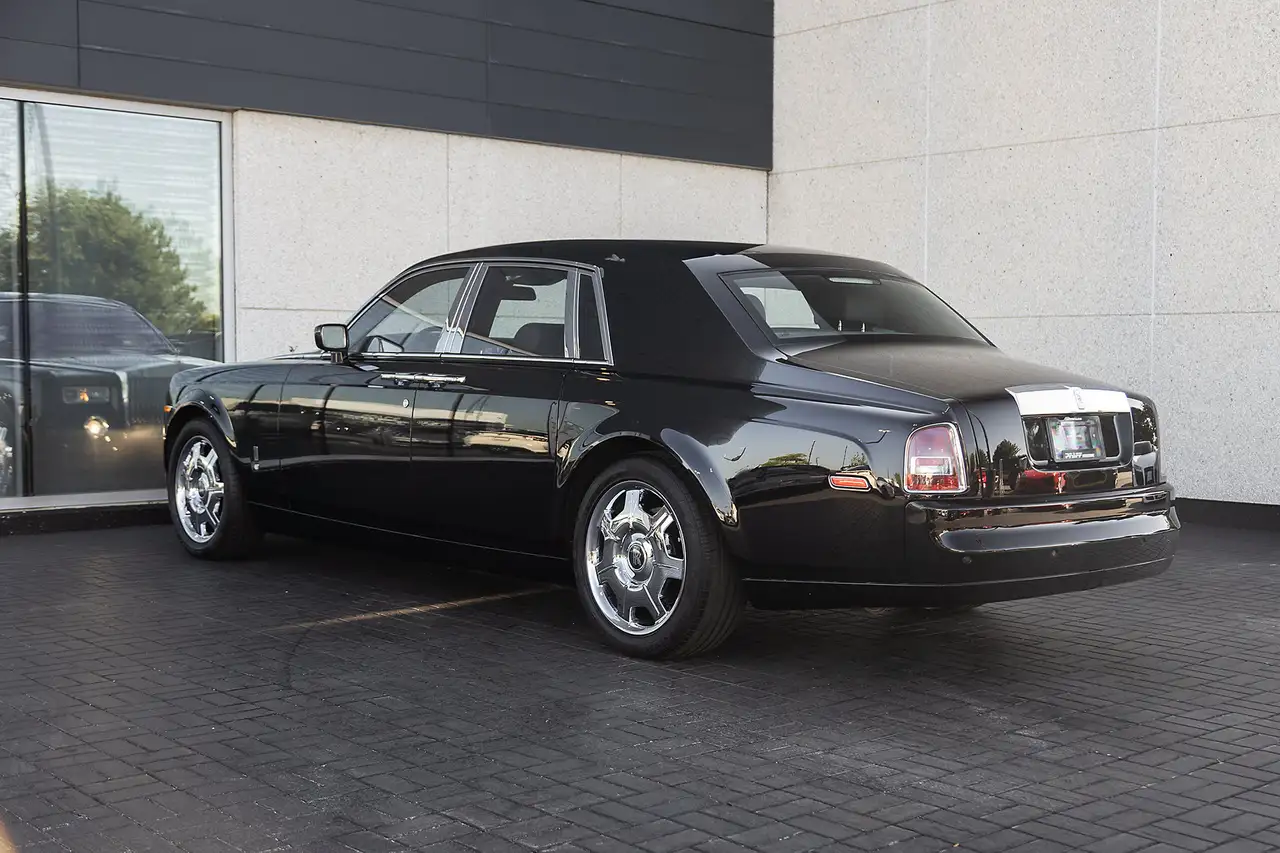 Rolls-Royce Phantom photo Rolls-Royce Phantom