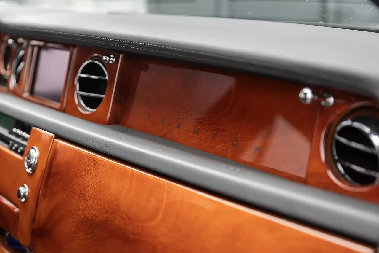 Rolls-Royce Phantom photo Rolls-Royce Phantom