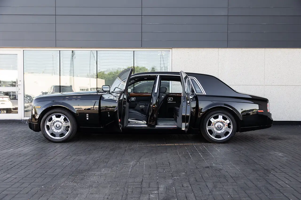 Rolls-Royce Phantom photo Rolls-Royce Phantom