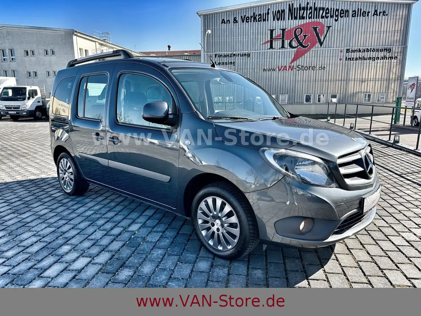 Mercedes-Benz Citan CITAN  112  EDITION RED/AUT/NAV/DAB/DACH/TEMP Šedá - 1