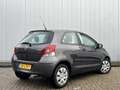 Toyota Yaris 1.3 VVTi Comfort erg netjes! Grijs - thumbnail 5