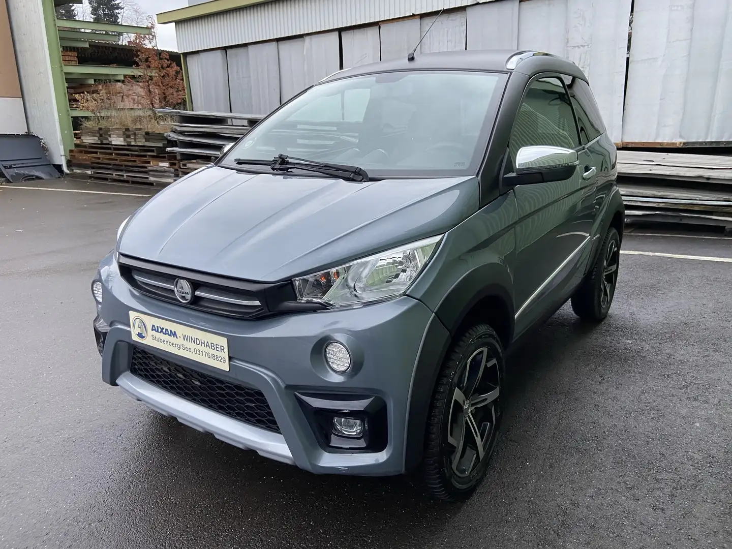 Aixam Crossover Grau - 1