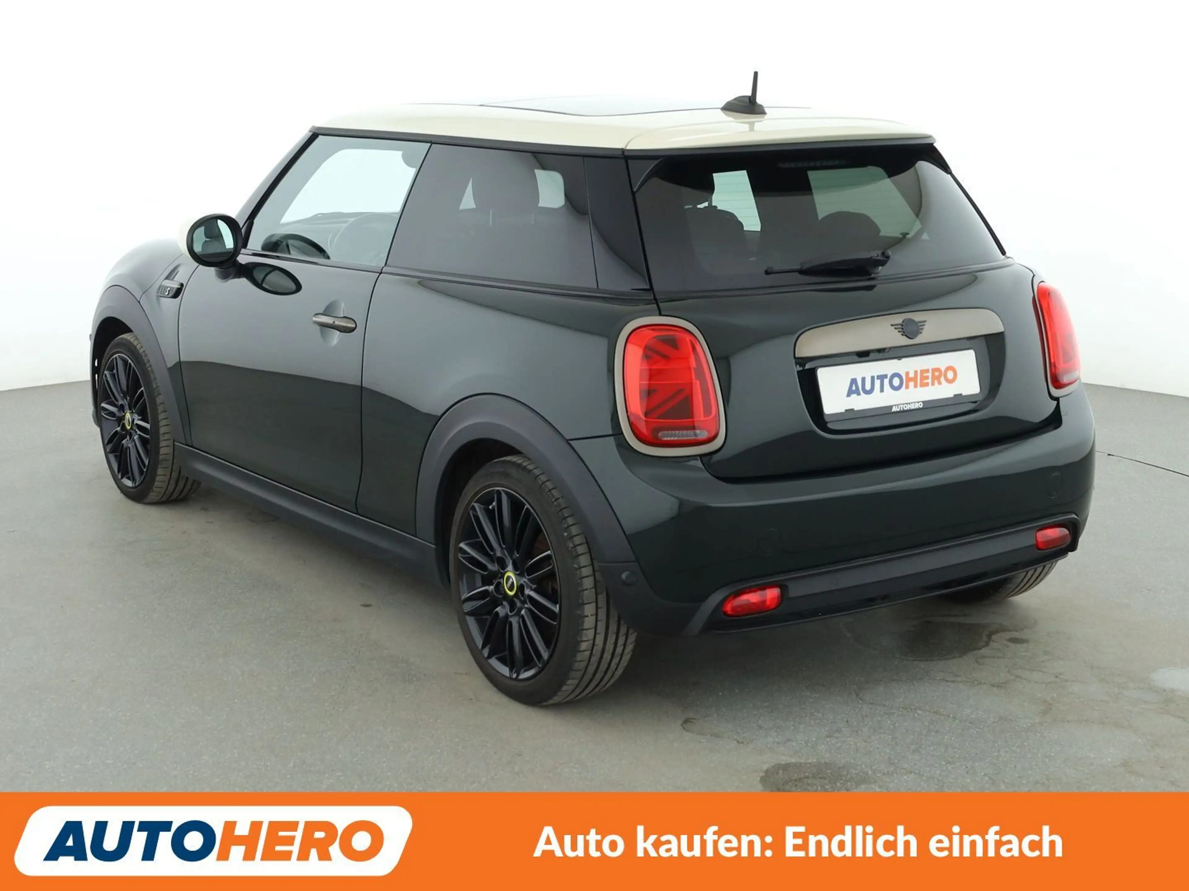 MINI Cooper SE Cooper SE Resolute Edition Aut.*CAM*NAVI*TEMPO* — photo 4