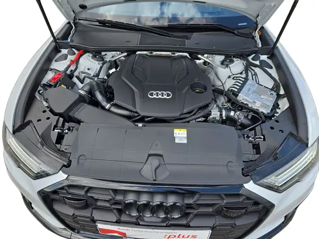 Audi A6 view 12