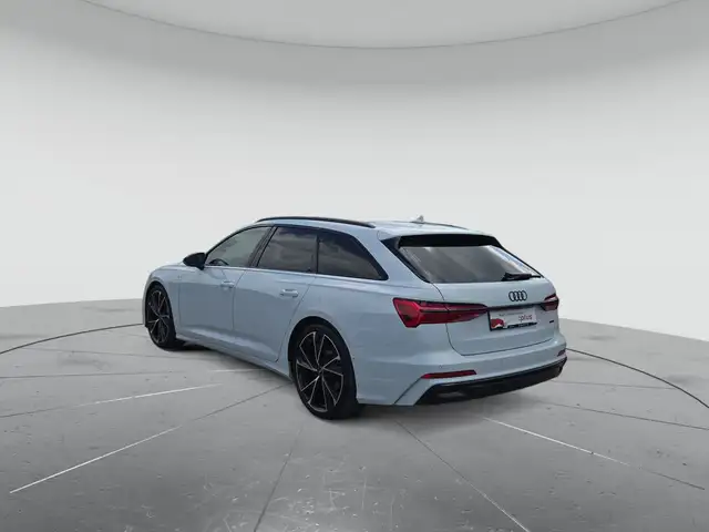 Audi A6 view 3