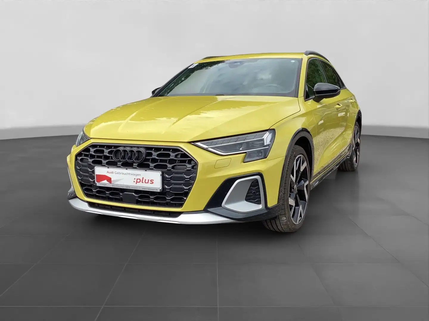 Audi A3 35 TFSI HuD SONOS RAUTE MATRIX ACC Jaune - 2