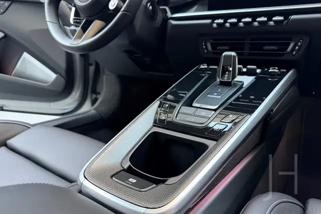 Porsche 992 911 turbo Coupe Ansicht 21