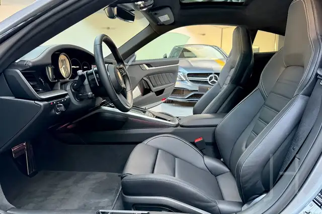 Porsche 992 911 turbo Coupe Ansicht 11