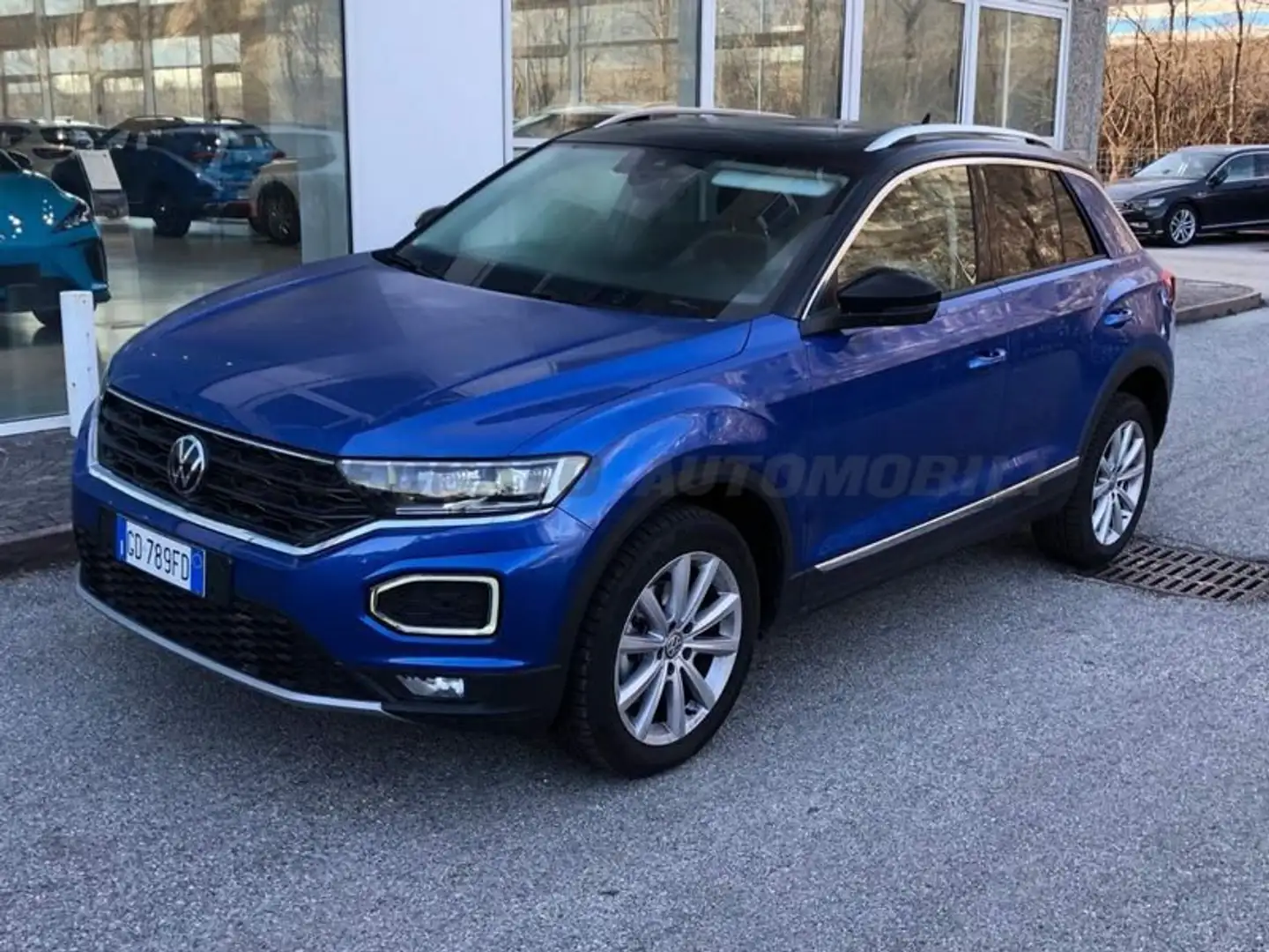 Volkswagen T-Roc 2017 1.5 tsi Advanced dsg Blu/Azzurro - 1