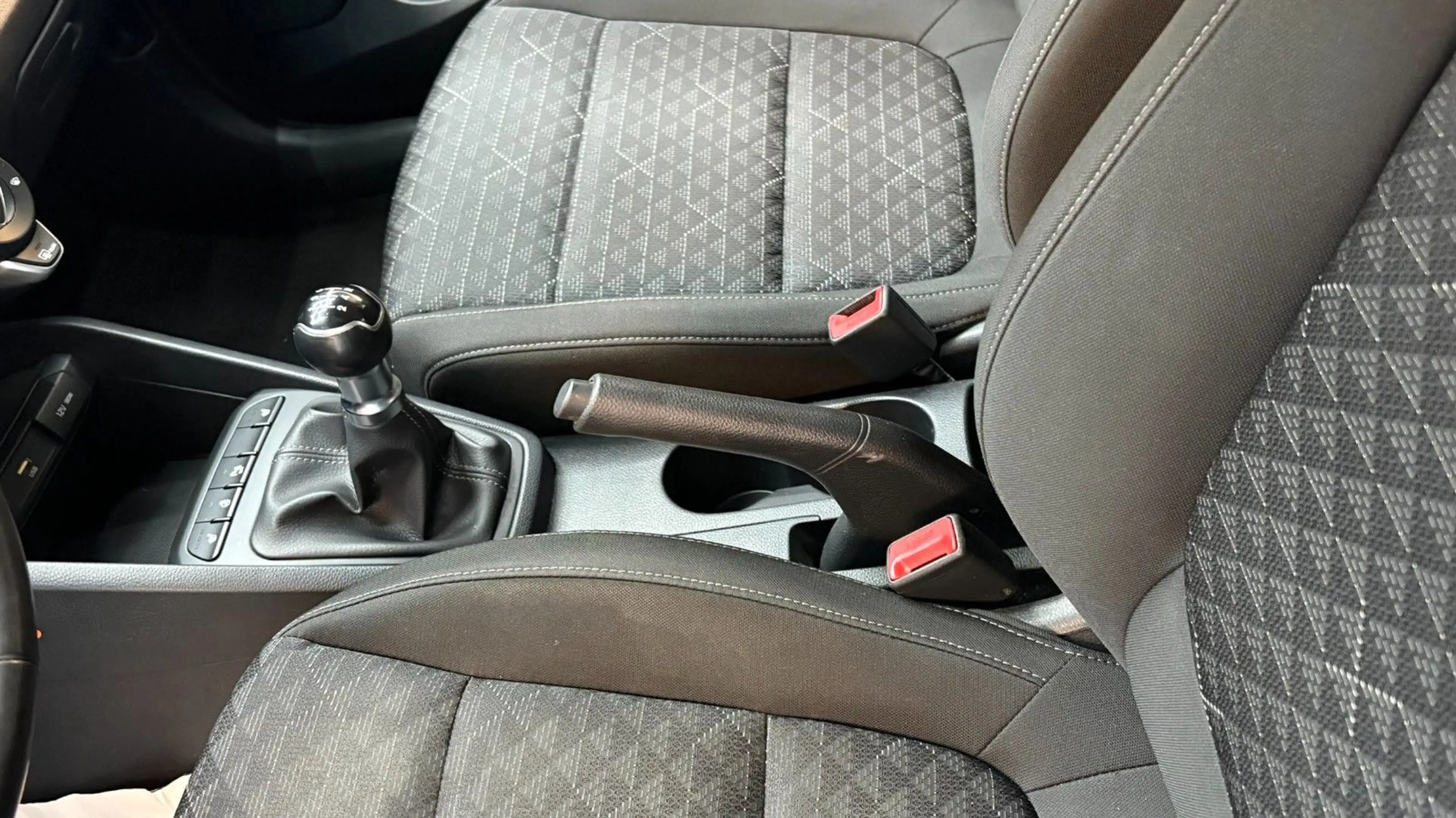 Kia Rio Edition 7 — photo 14