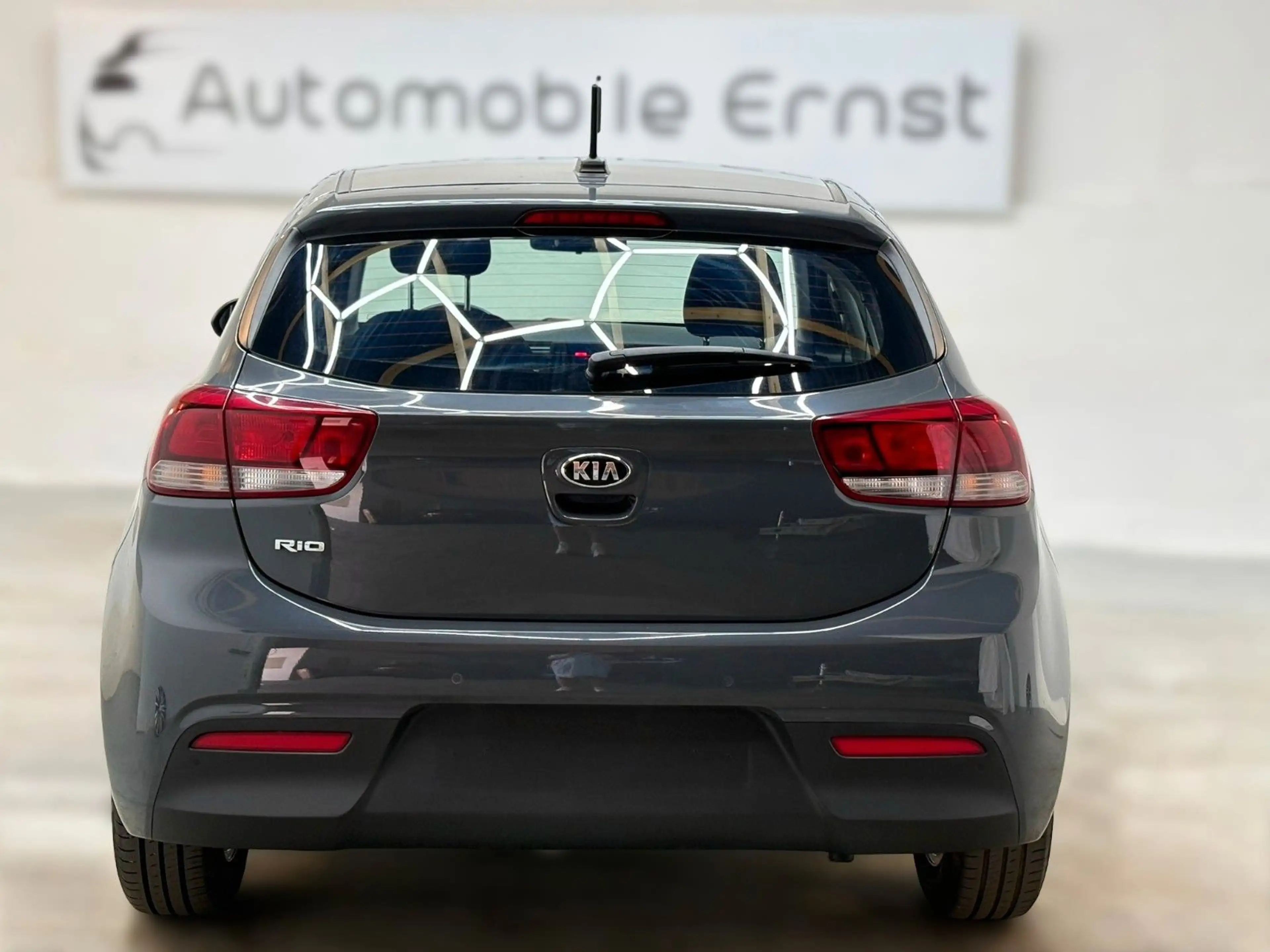 Kia Rio Edition 7 — photo 4