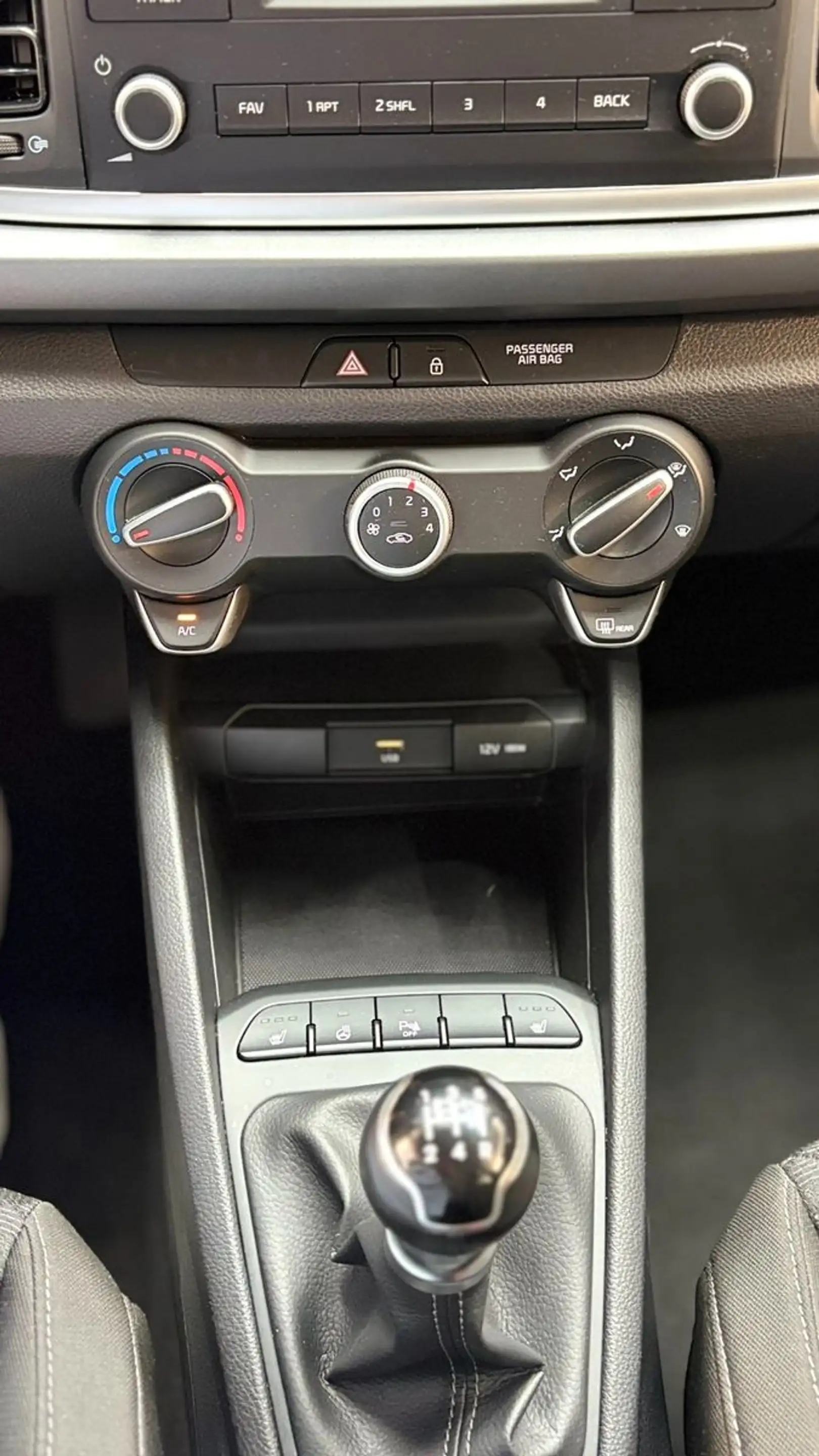 Kia Rio Edition 7 — photo 10