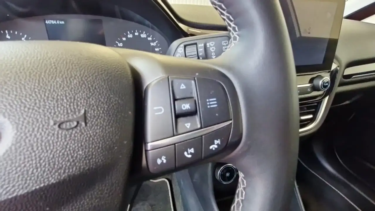 Ford Fiesta 5 portes — photo 19