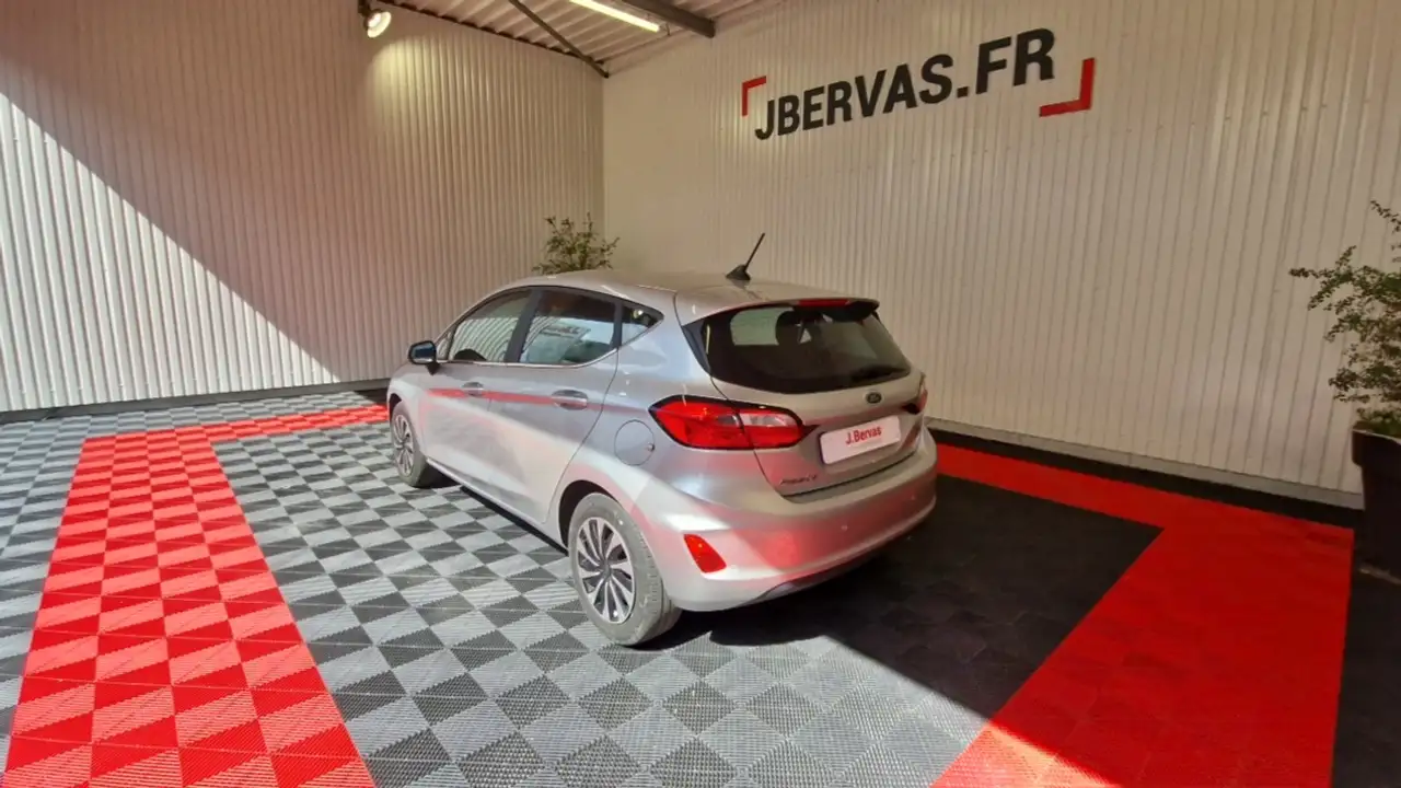Ford Fiesta 5 portes — photo 7