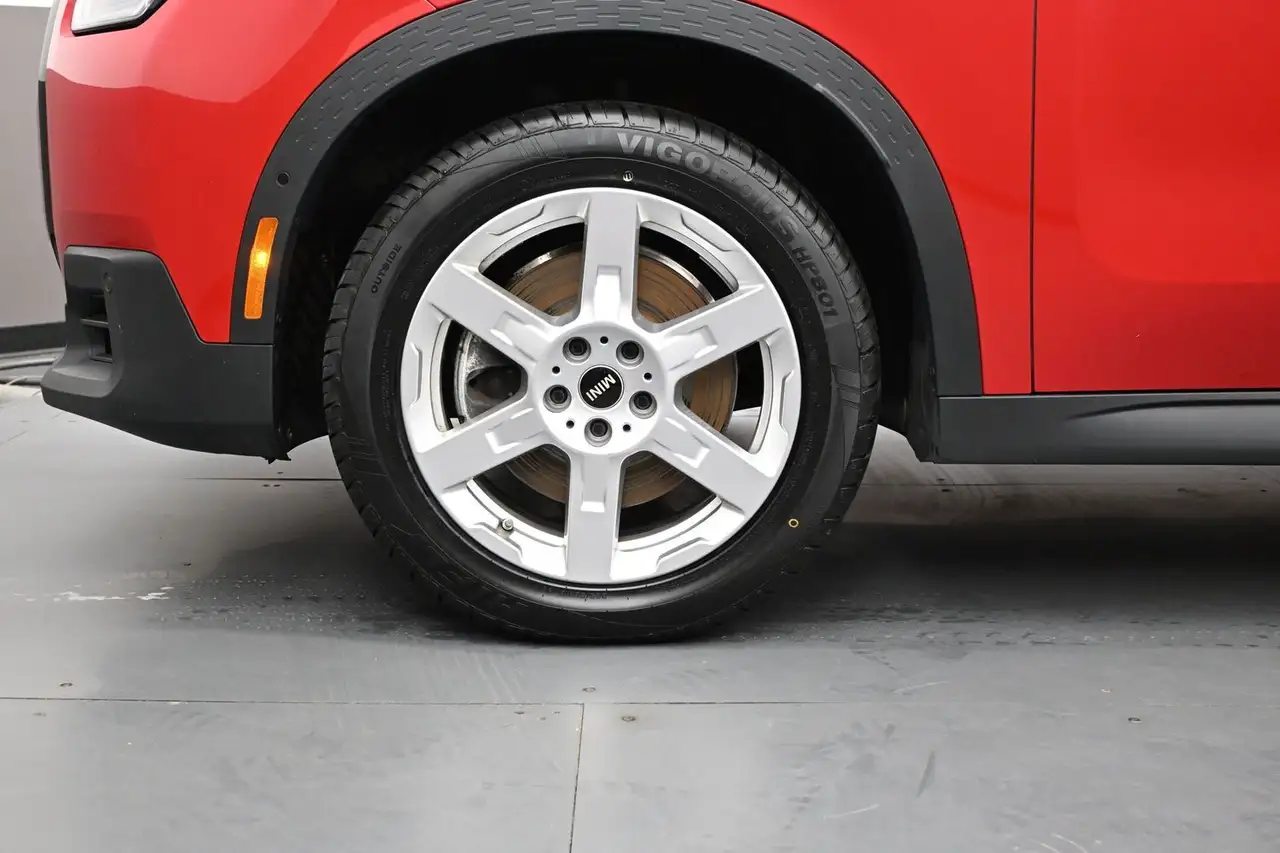 MINI Countryman photo MINI Countryman