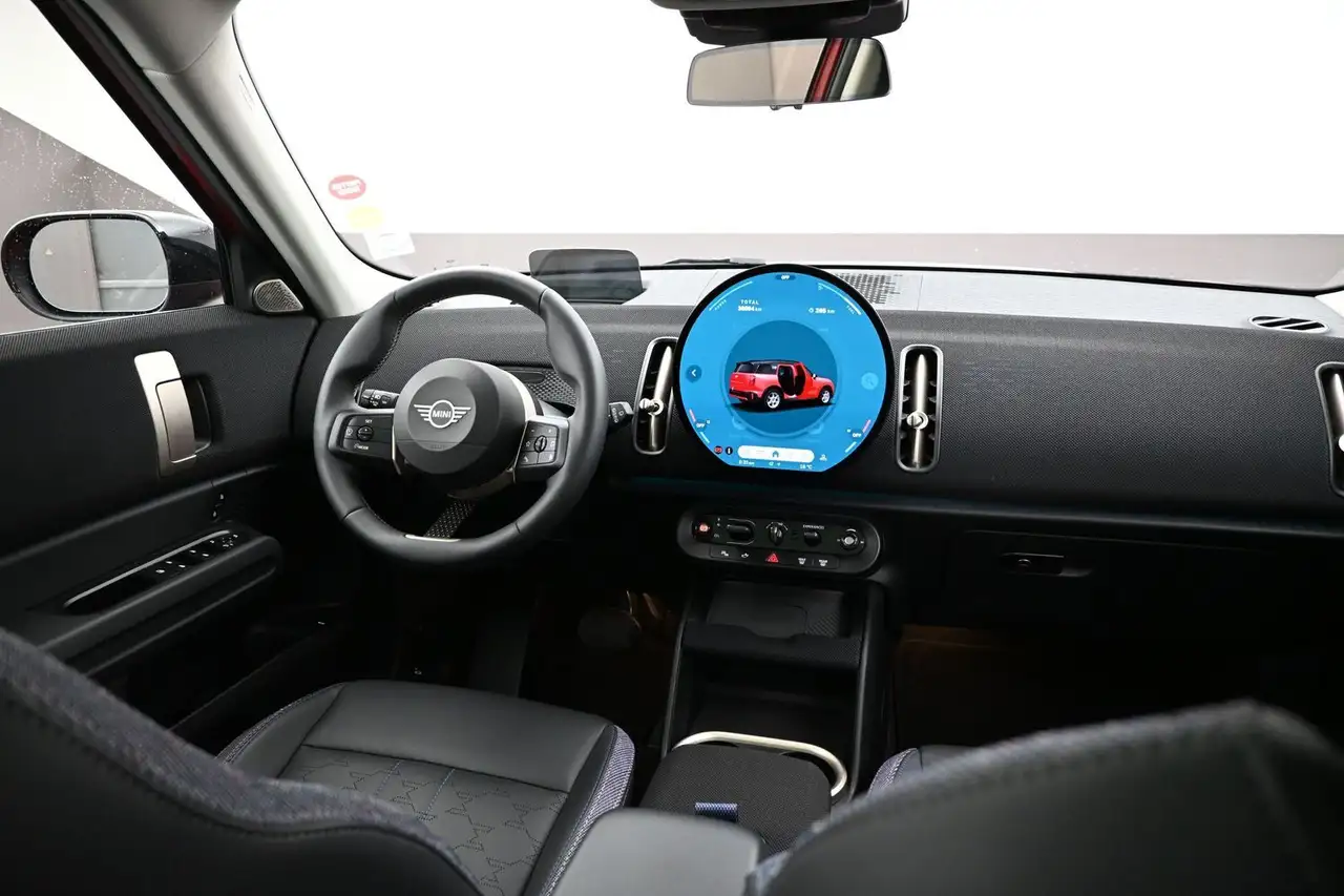 MINI Countryman photo MINI Countryman