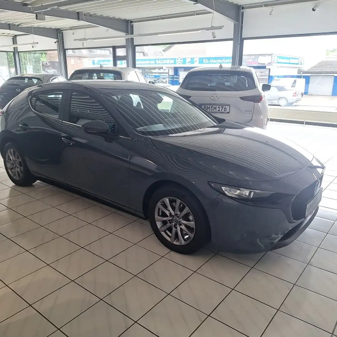 Mazda 3 SKYACTIV-G 2.0 M Hybrid Prime-Line Gris - 2