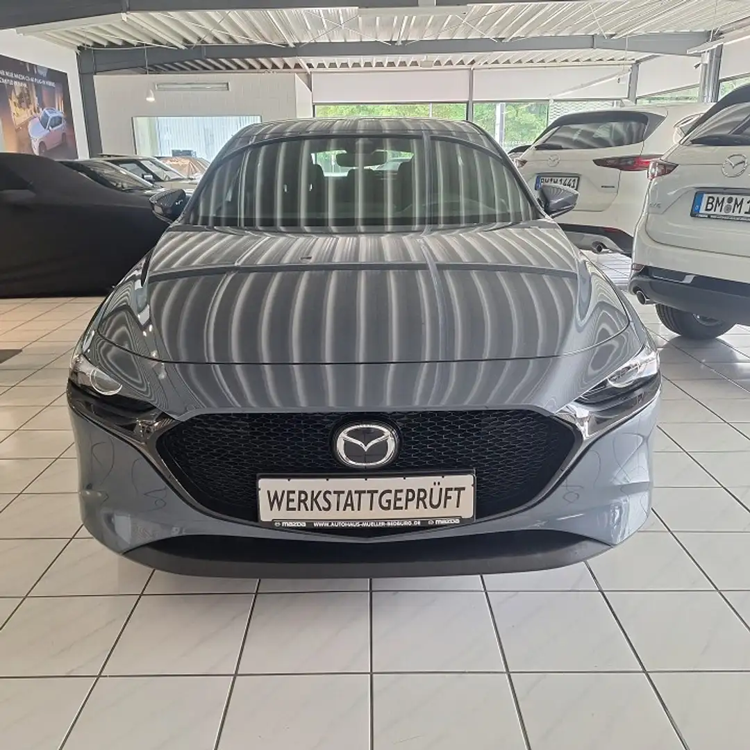 Mazda 3 SKYACTIV-G 2.0 M Hybrid Prime-Line Gris - 1