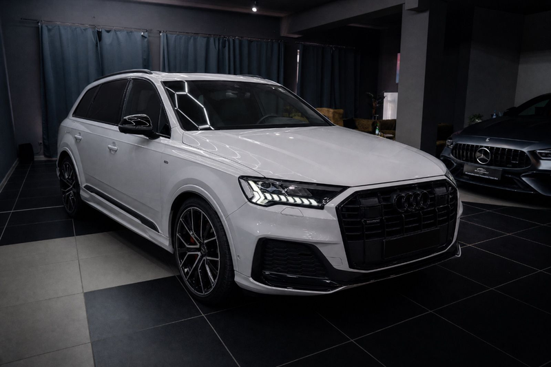 Audi Q7 50 TDI competition plus*AHK*HU*B&O*PANO*VOLL — photo 2