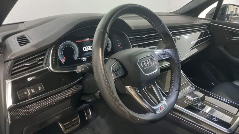 Audi Q7 50 TDI competition plus*AHK*HU*B&O*PANO*VOLL — photo 7