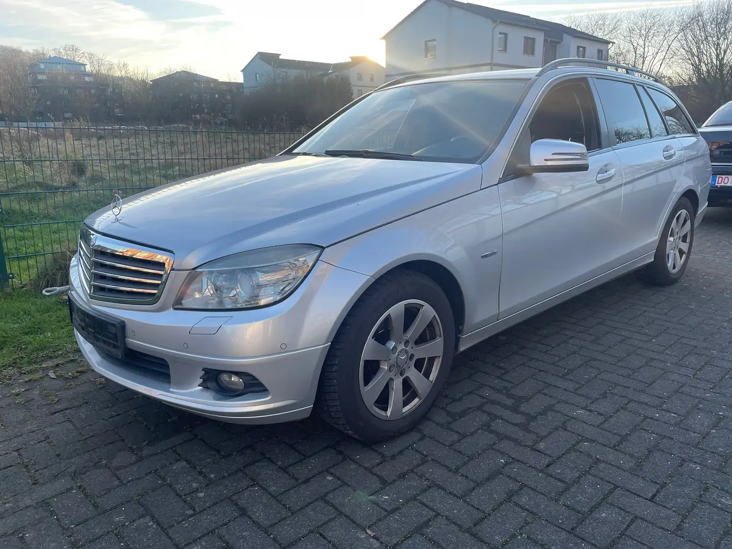 Mercedes-Benz C 200 C-Klasse T-Modell Diesel T CDI DPF BlueEFFICIENCY Silber - 2