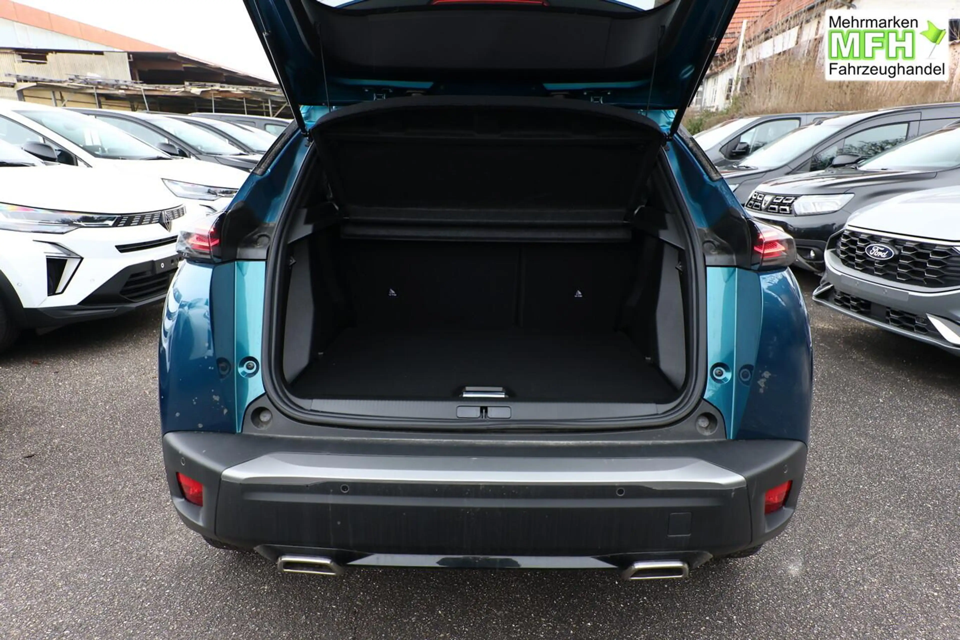 Peugeot 2008 Allure Hybrid Nav Keyl ACC 360° AWR SHZ BT 100 ... — photo 9