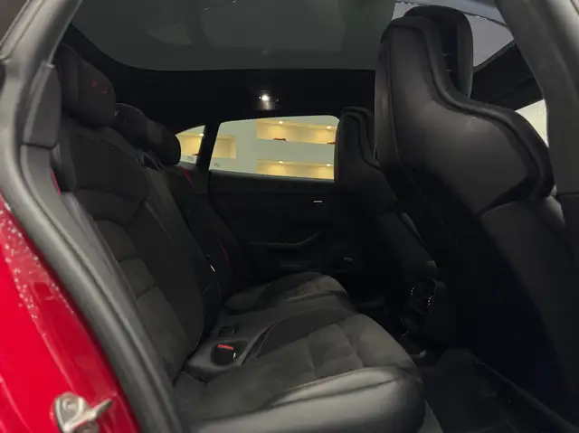 Porsche Taycan GTS Sport Turismo *Kaminrot*Porsche-Approved 05/27 Ansicht 26