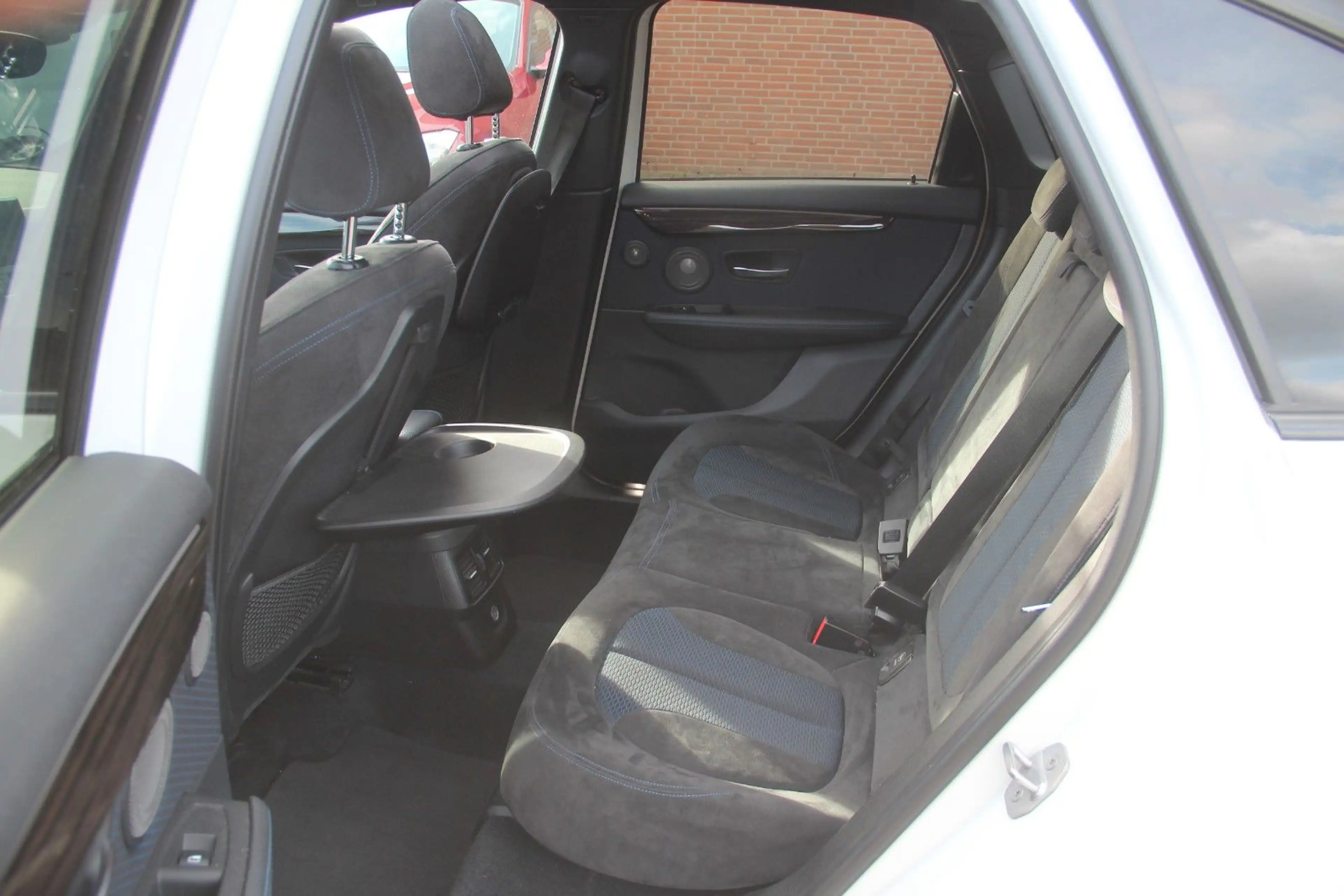 BMW 225 225 i Active Tourer xDrive M Sport, Pano, ACC — photo 11