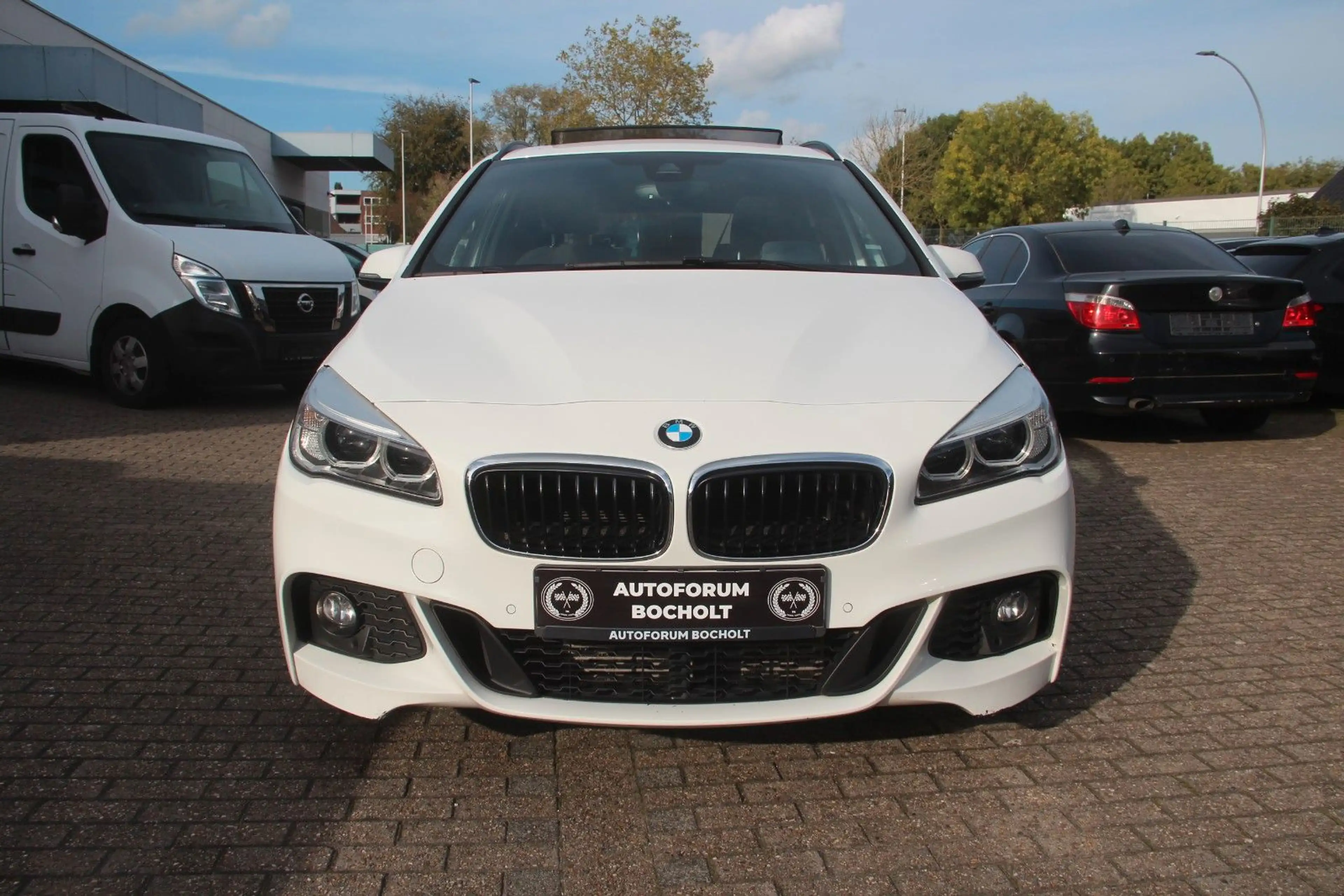 BMW 225 225 i Active Tourer xDrive M Sport, Pano, ACC