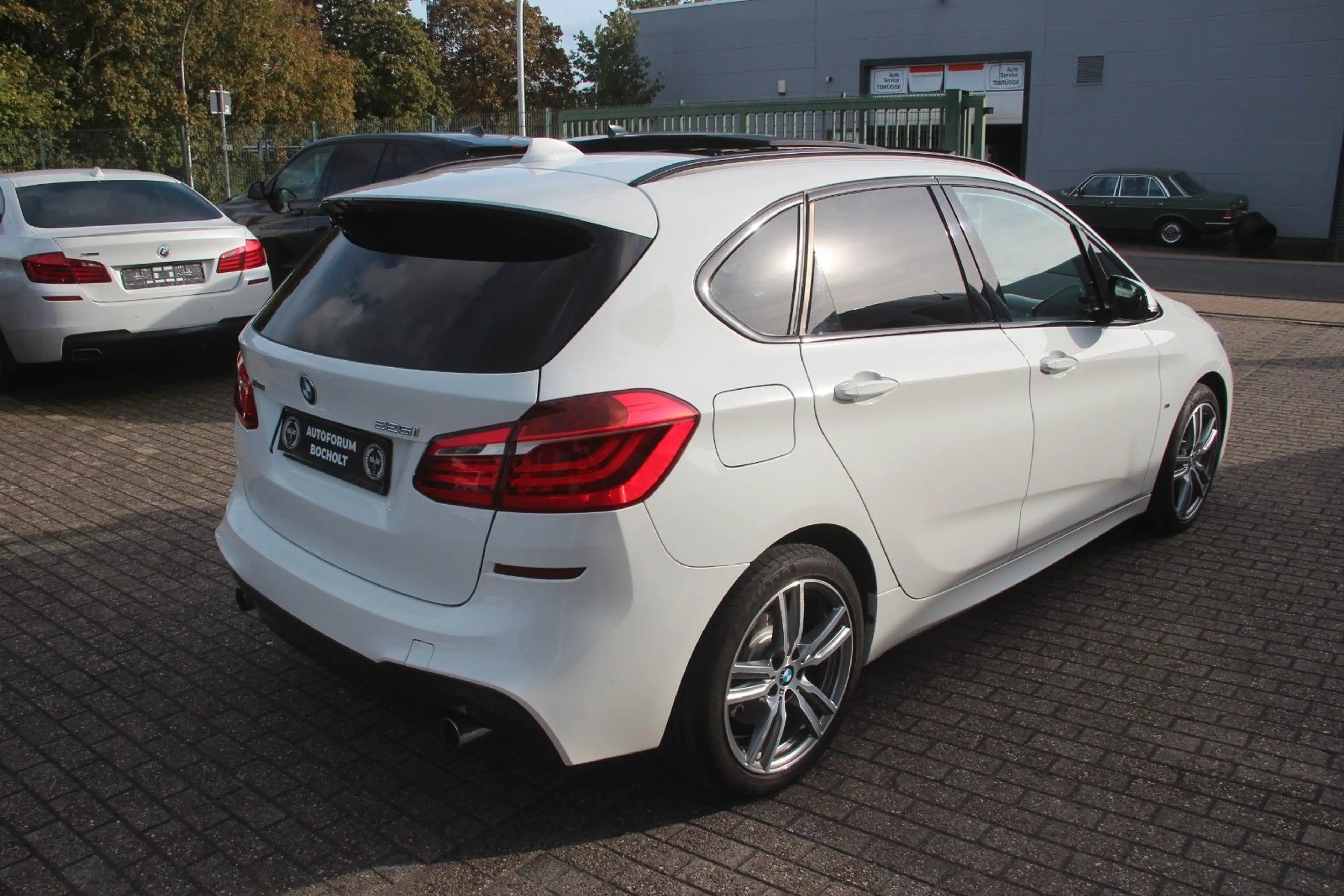 BMW 225 225 i Active Tourer xDrive M Sport, Pano, ACC — photo 4