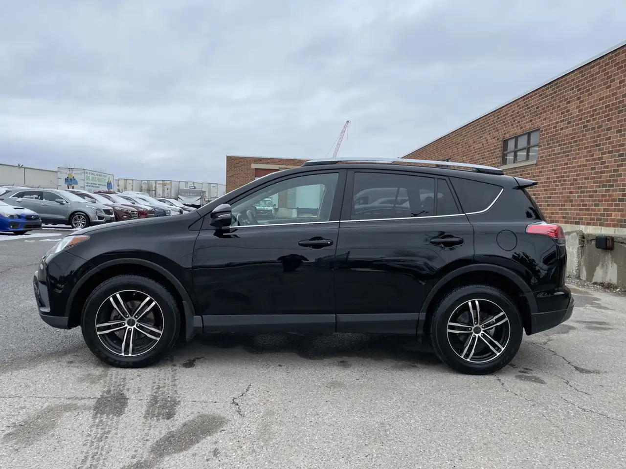 Toyota RAV 4 снимка Toyota RAV 4